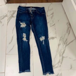 Size 26 distressed skinny jeans w/ frayed ankle